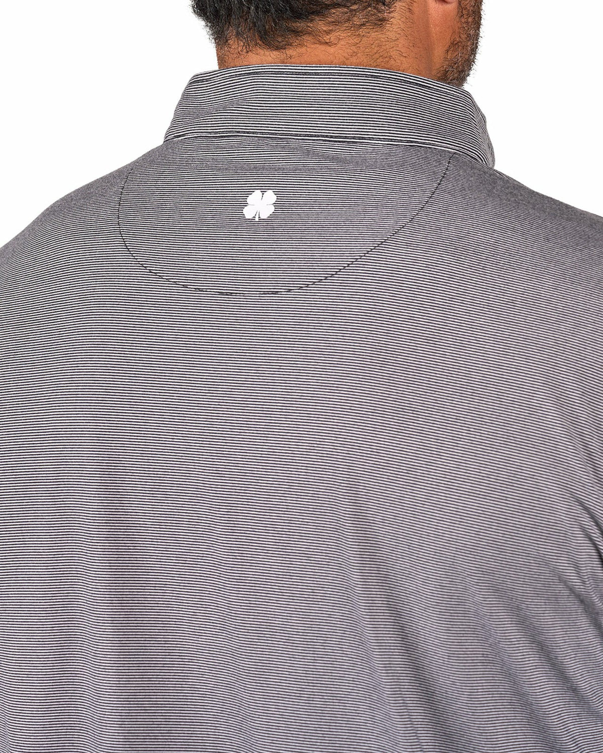 Men's Versatile Black Quarter-Zip Sweatshirt for Style and Comfort