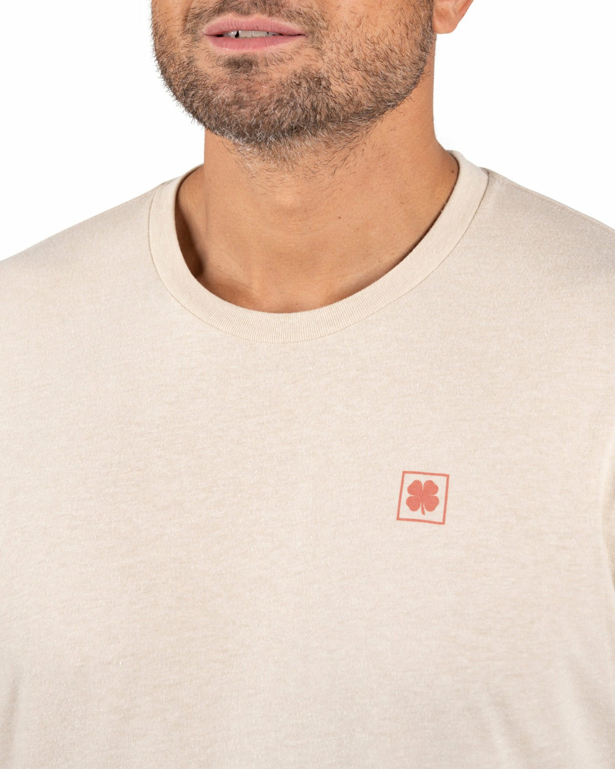 Retro Men's Beige Graphic Tee for Fishing & Outdoors