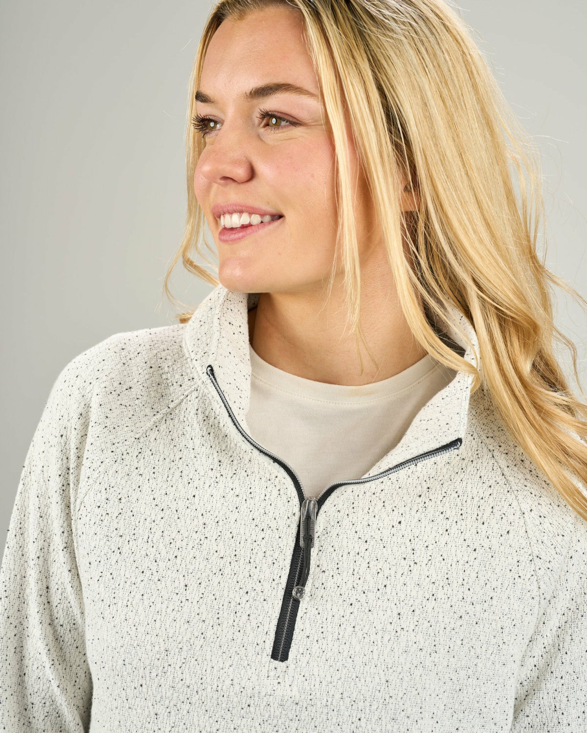 Women's White Textured Quarter-Zip Pullover