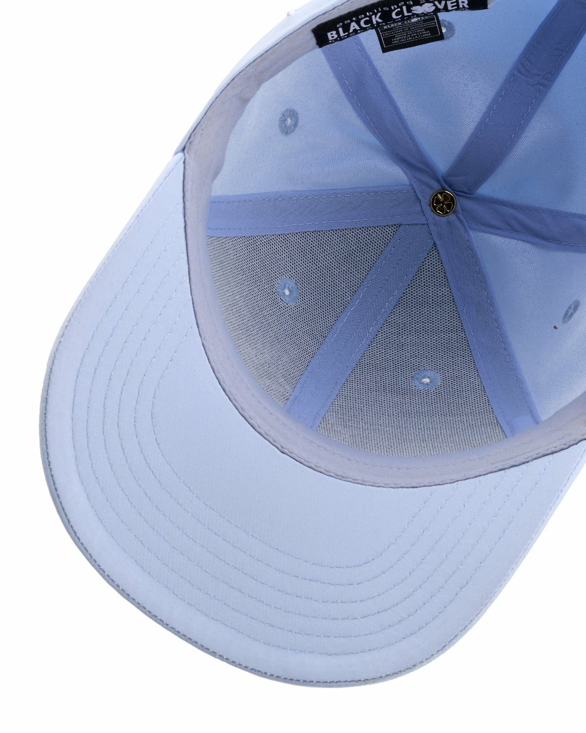 Women's Light Blue Golf and Lifestyle Hat With White Clover