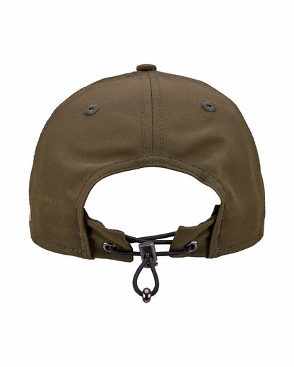 Women's Cream Golf and Lifestyle Hat With Dark Grey Clover