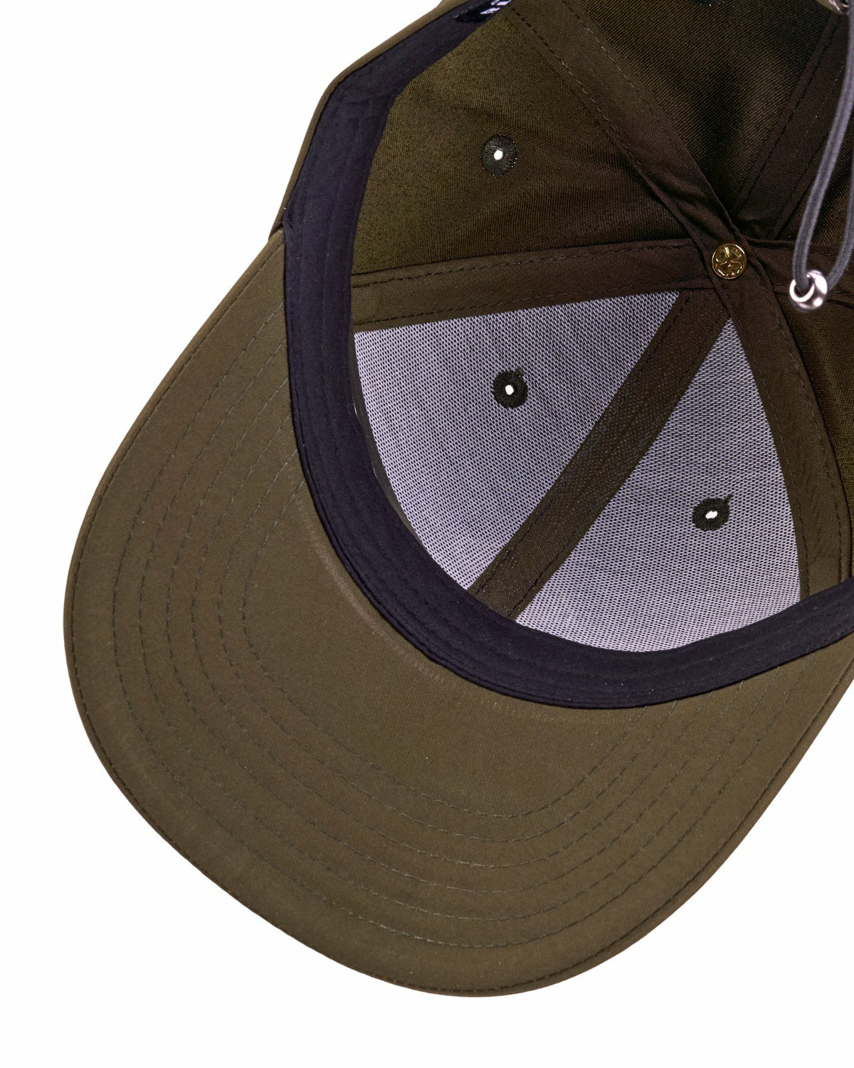 Women's Cream Golf and Lifestyle Hat With Dark Grey Clover