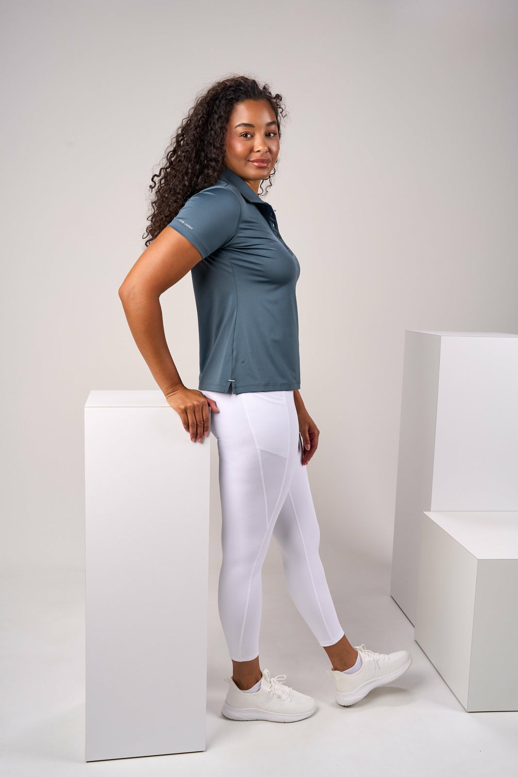 Fitted Women's Dark Grey Polo for Golf or Business