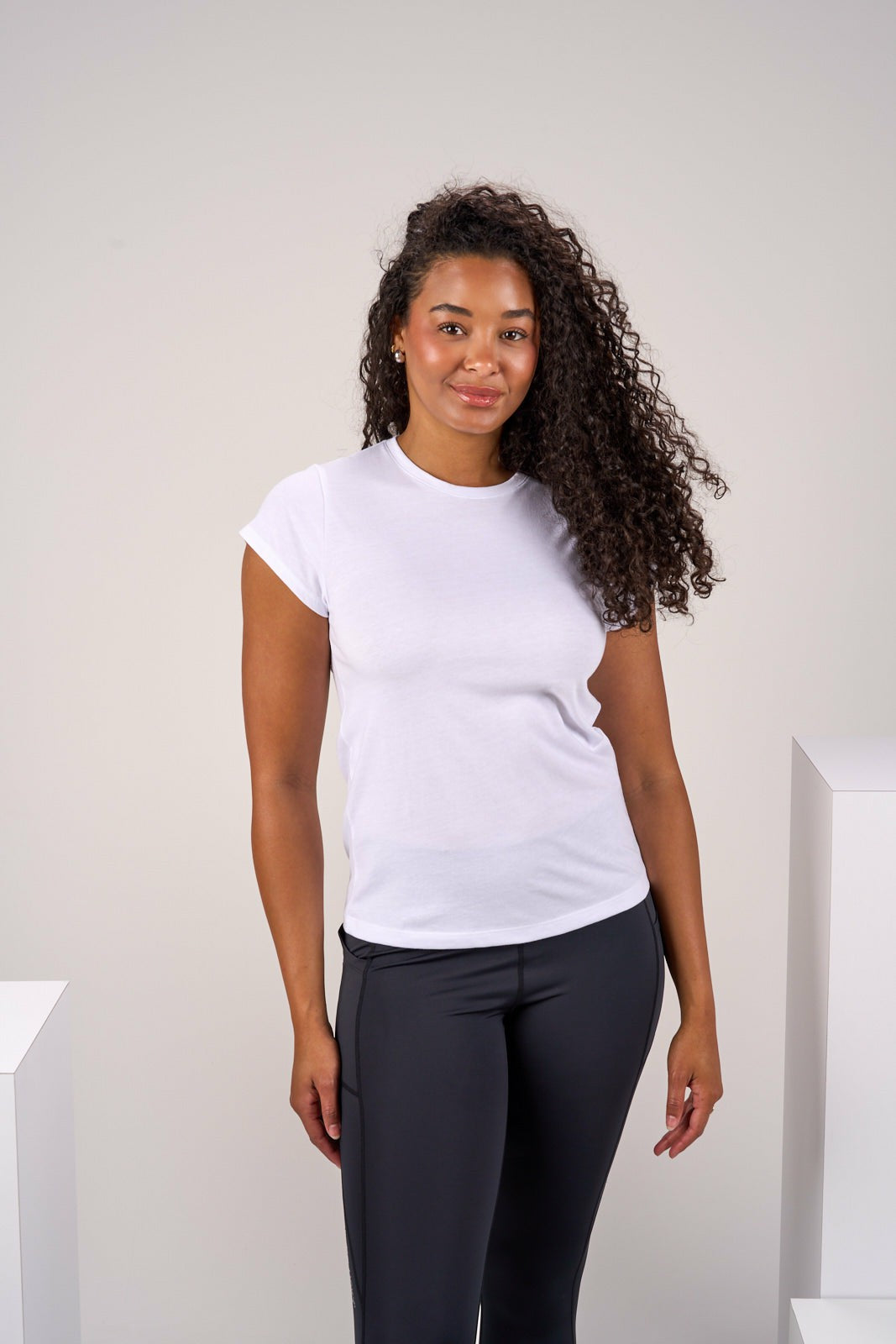 White,XS