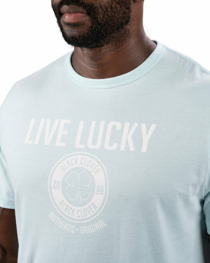 Super Soft Men's Blue and White Graphic Tee