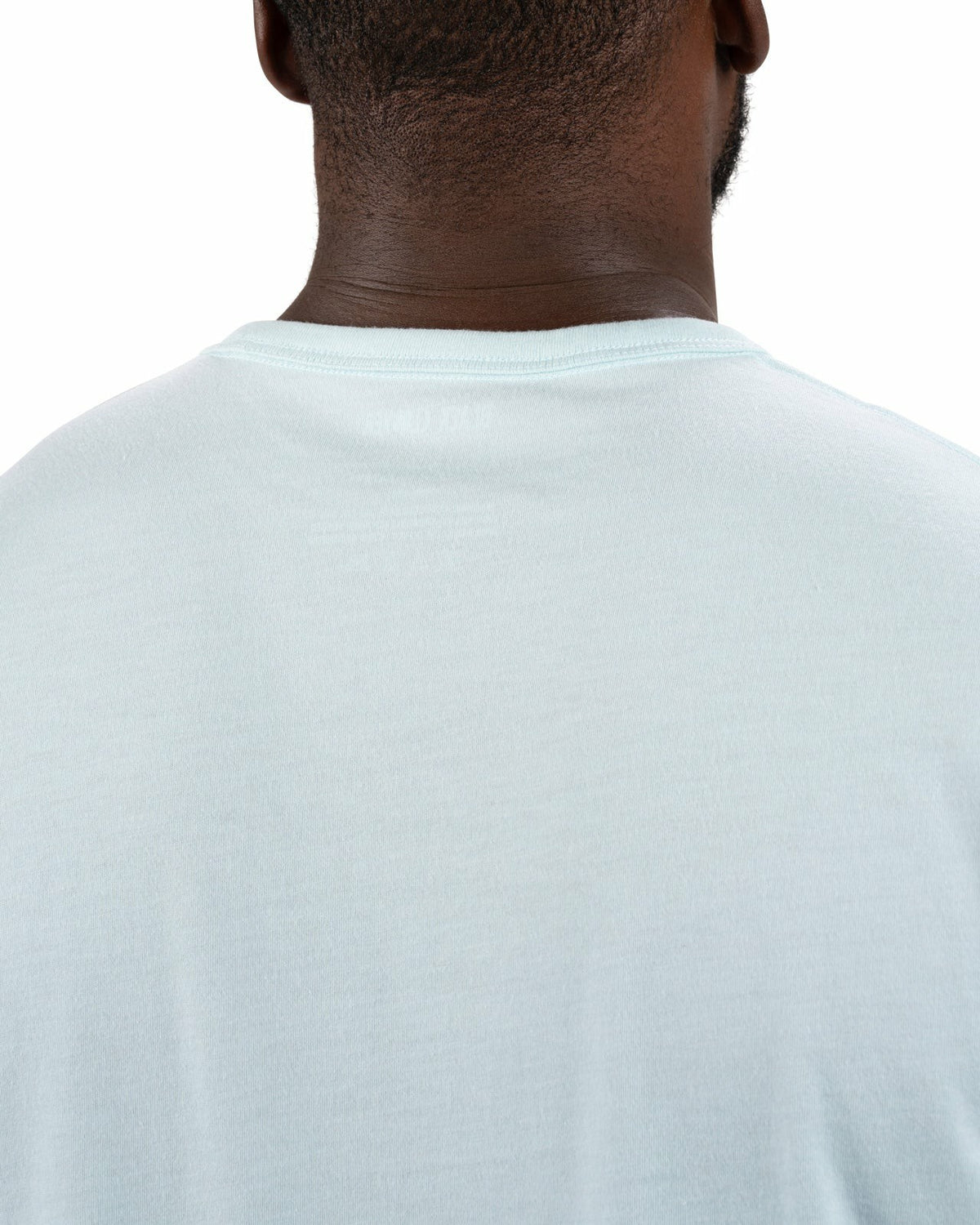 Super Soft Men's Blue and White Graphic Tee