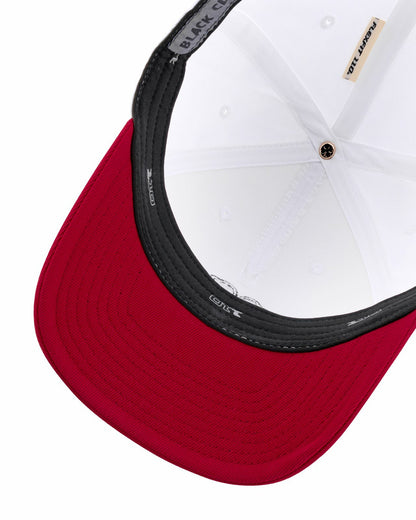 Athletic Unisex White Snapback with Clover Patch for Golf and Lifestyle