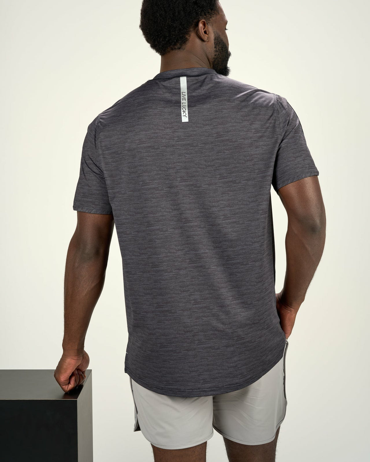 Men's Dark Grey Athletic Fit Tee for Gym and Performance